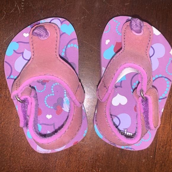 Garanimals Purple Baby-Girl Secured Velcro Thong Sandal - Picture 3 of 6